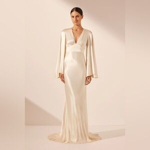 Shona Joy La Luna Wedding Dress